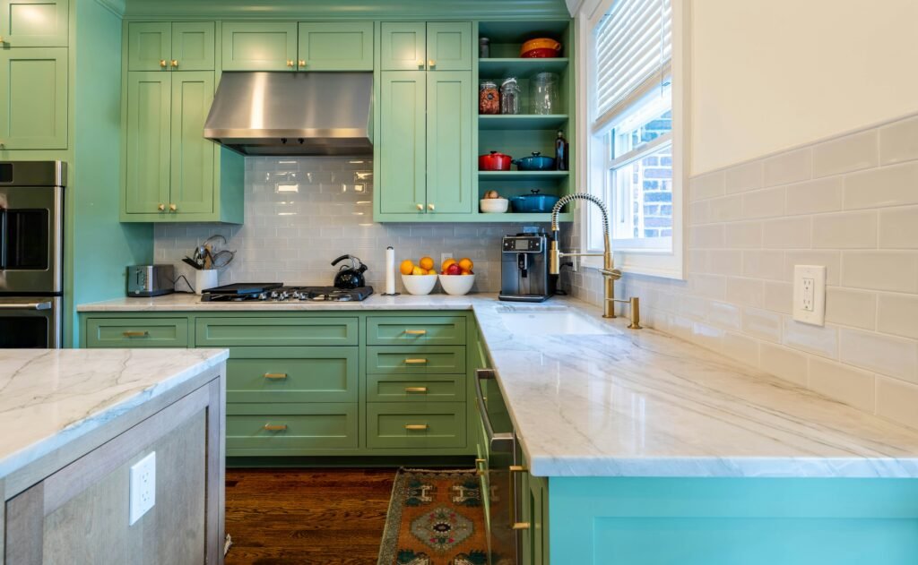 Color Your Kitchen: Bold Palettes That Will Revitalize Your Space